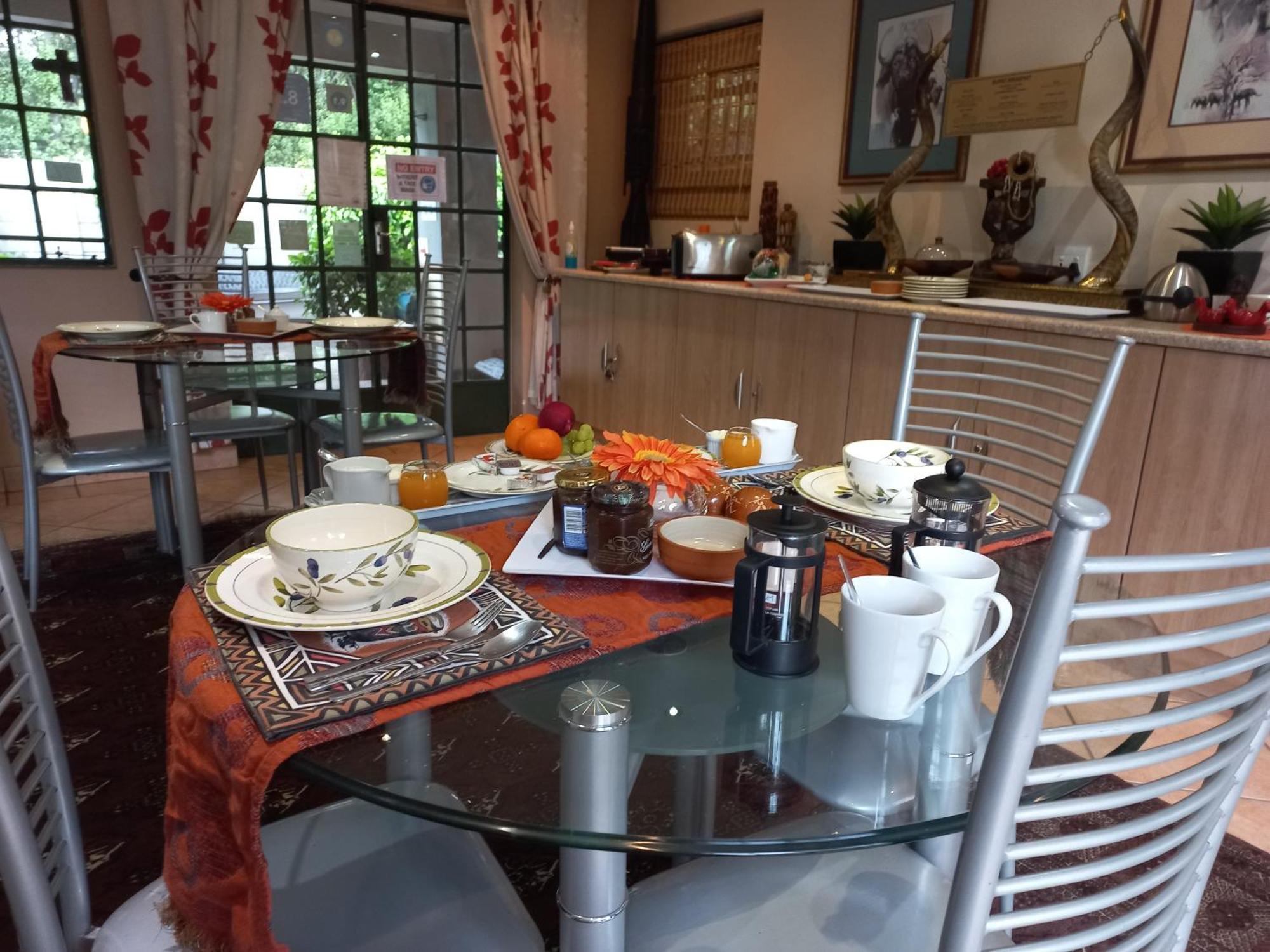 Cherry Tree Cottage B&B Linden Йоханнесбург Экстерьер фото
