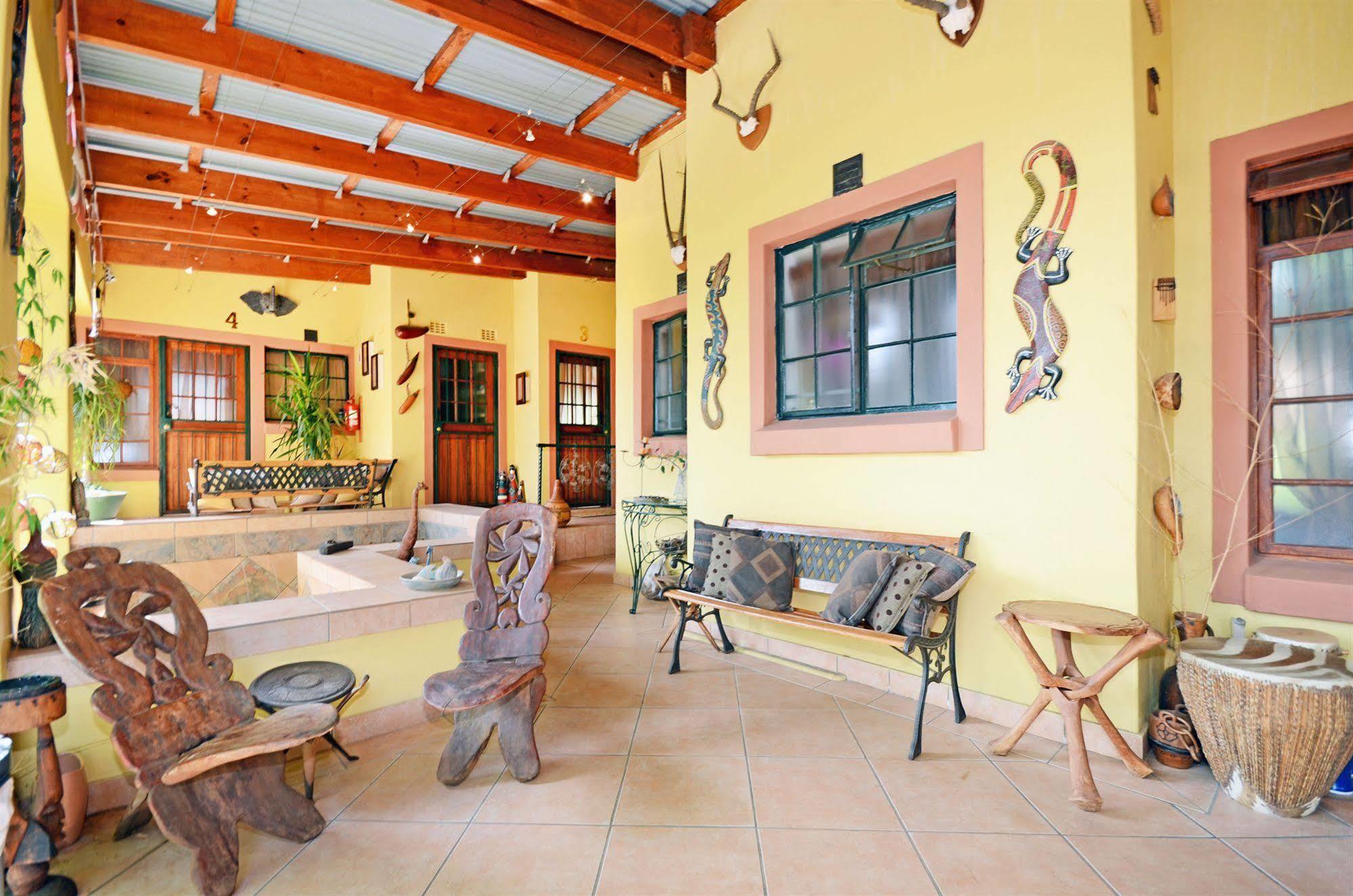 Cherry Tree Cottage B&B Linden Йоханнесбург Экстерьер фото